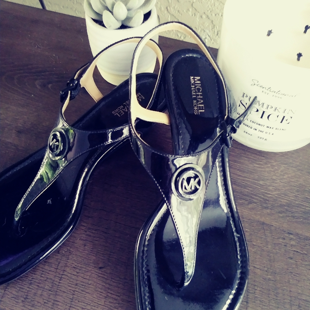 Michael kors black Patten